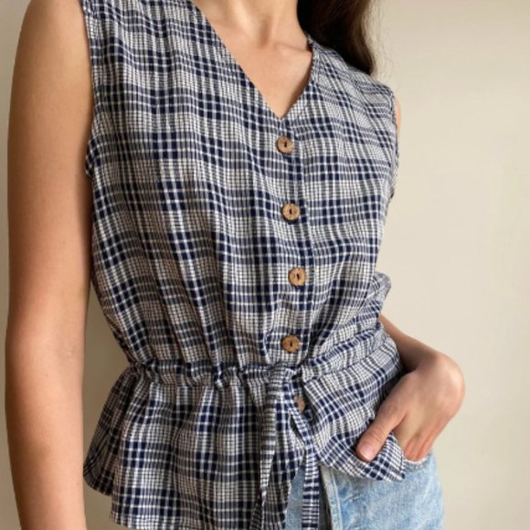 plaid navy white blouse / drawstring fitted waist - Picture 1 of 5